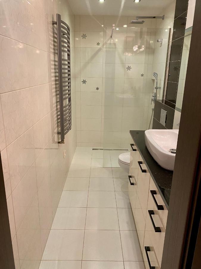 Apartament Centrum 64M2 Klimatyzacja Kędzierzyn-Koźle Esterno foto